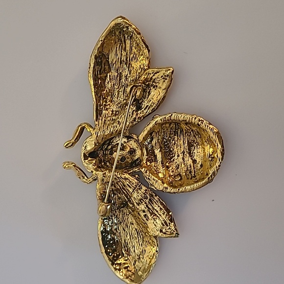 Statement Oversized Bee Brooch NWT - Picture 4 of 5